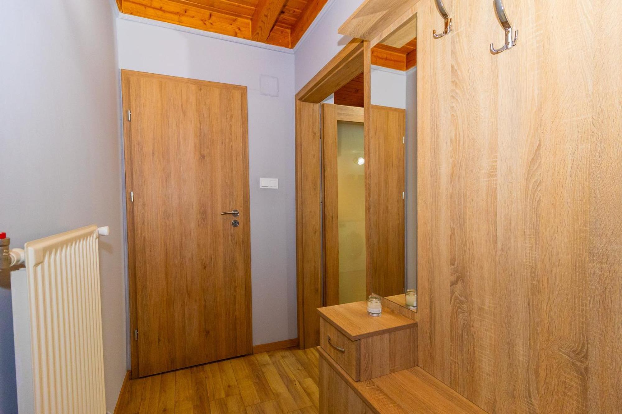 Tisza Panzió és Apartman Tiszaújváros Esterno foto